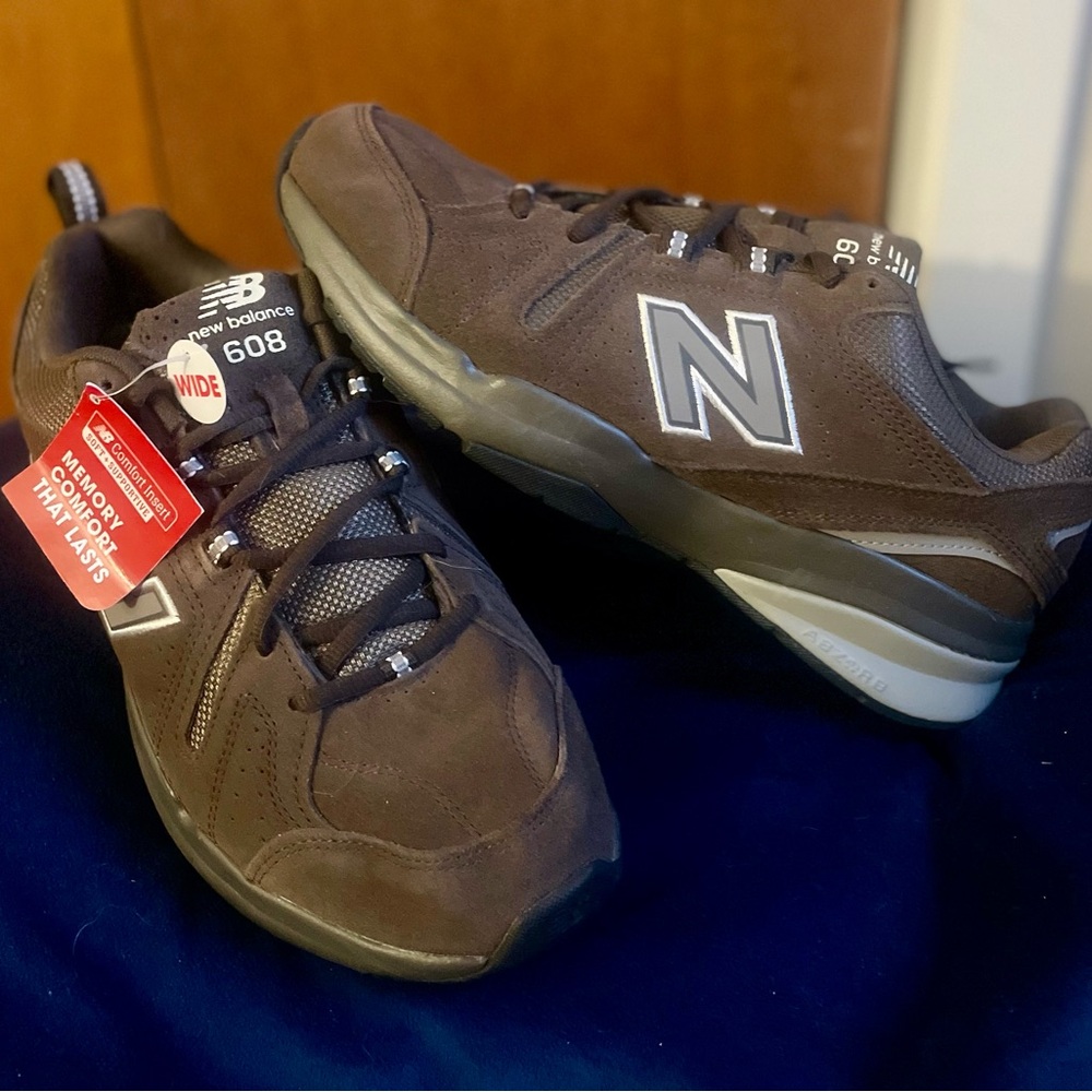 New Balance Men's Dark Brown Sneakers - Picture 2 of 5